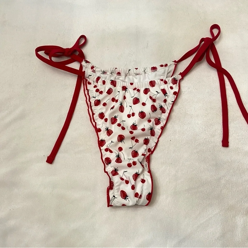 New! Frankie’s Bikinis x PINK Reign Bikini Bottom in Summer Berries 3728